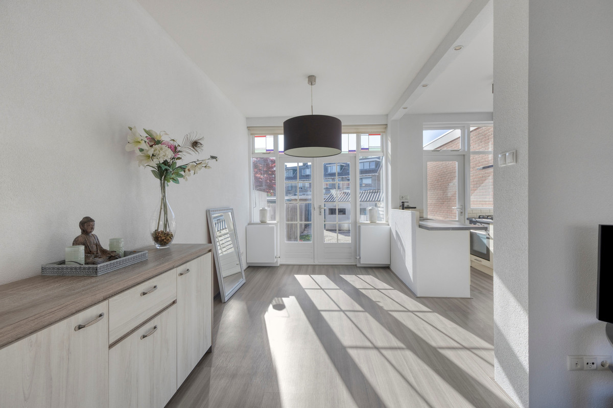 Tussenwoning te koop: Verhulststraat 86, Dordrecht