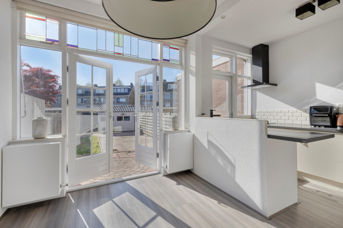 Tussenwoning te koop: Verhulststraat 86, Dordrecht