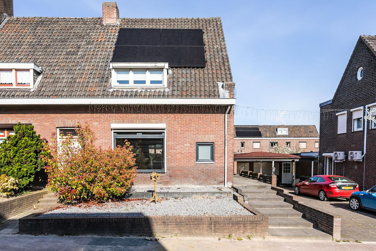 Hoekwoning te koop: Brunahildestraat 65, Brunssum