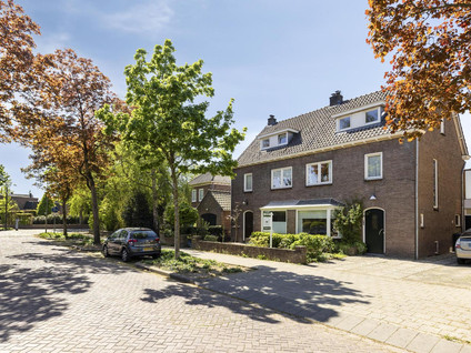 Burgemeester van den Elzenlaan 26