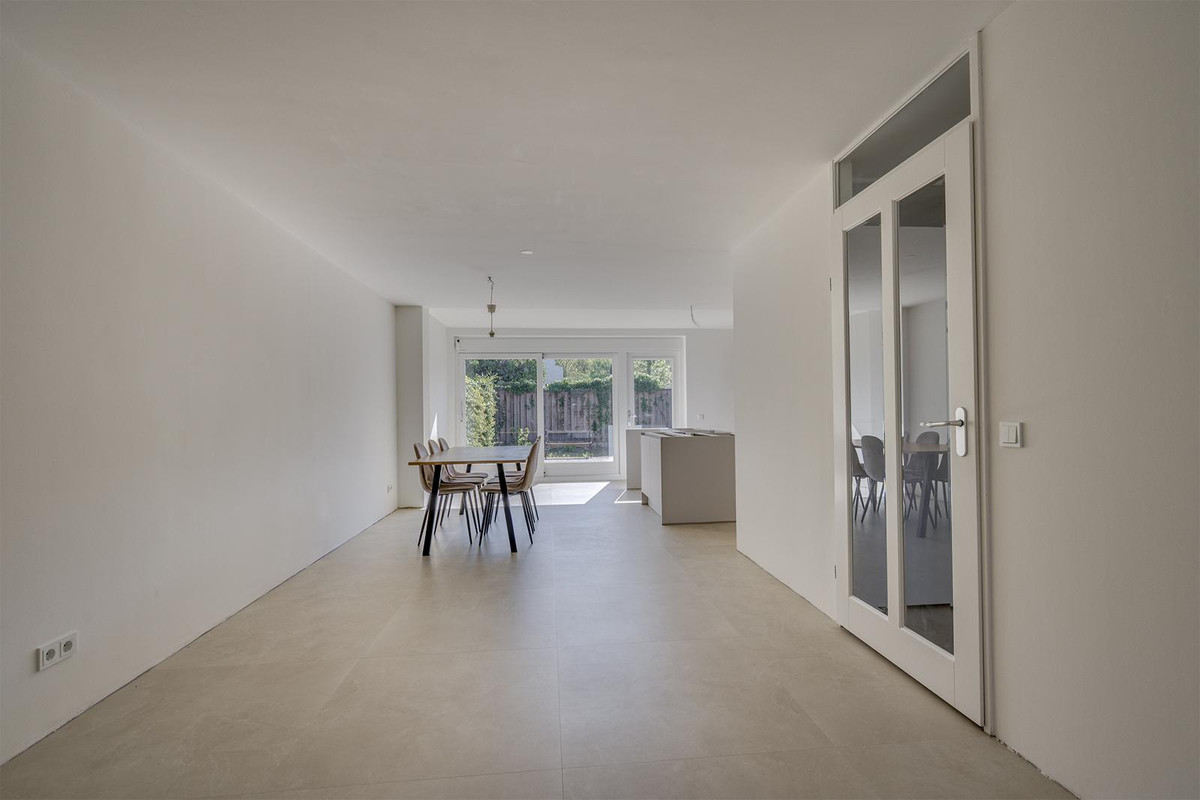 Tussenwoning te koop: Langstraat 185, Venlo