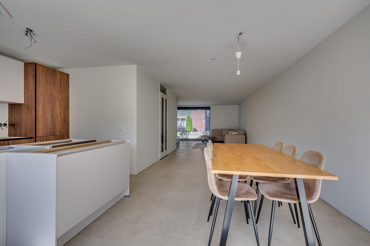 Tussenwoning te koop: Langstraat 185, Venlo