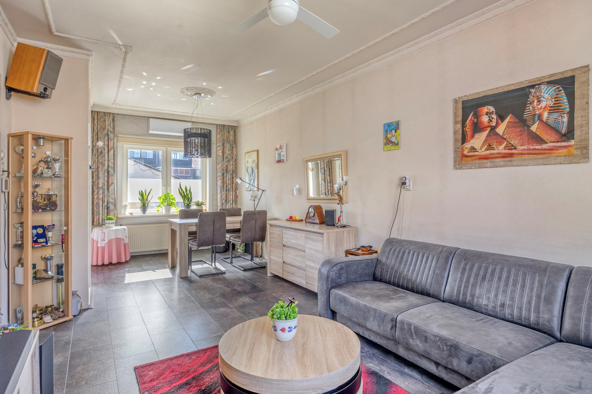 Tussenwoning te koop: Herradesstraat 40, Dordrecht