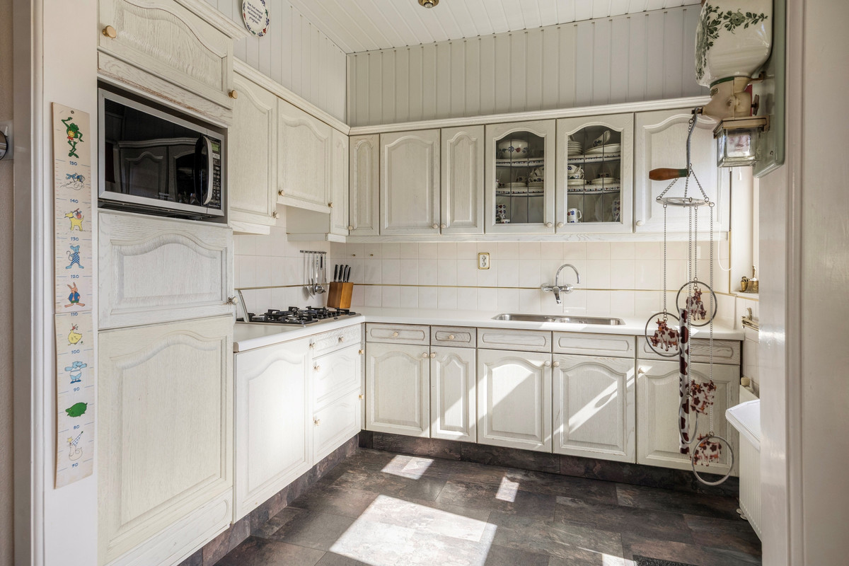Tussenwoning te koop: Herradesstraat 40, Dordrecht