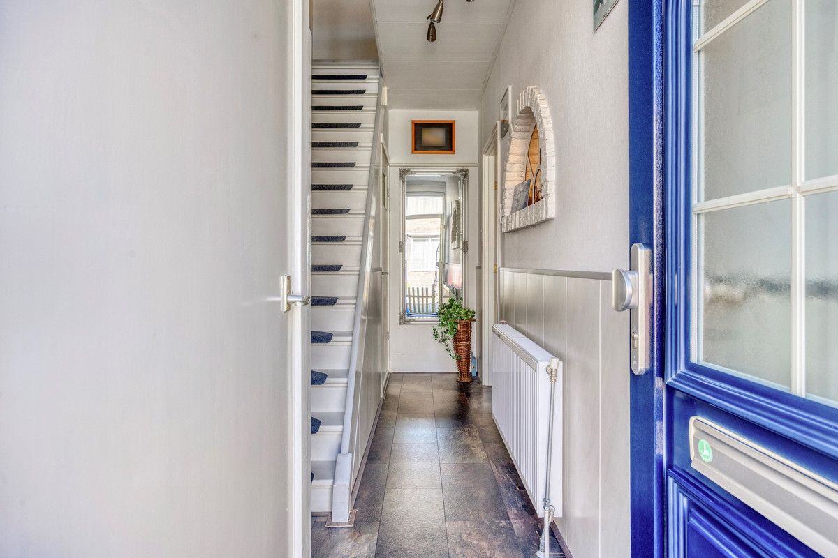 Tussenwoning te koop: Herradesstraat 40, Dordrecht