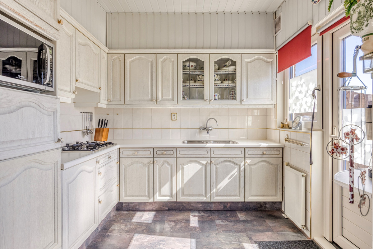 Tussenwoning te koop: Herradesstraat 40, Dordrecht
