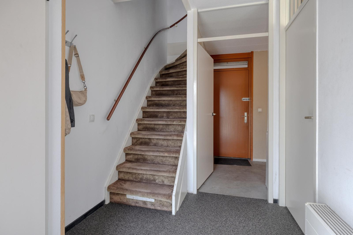 Tussenwoning te koop: Topaasstraat 173, Breda