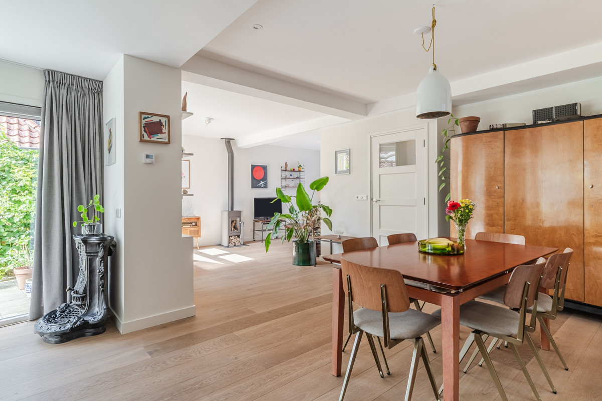 Twee-onder-één-kap te koop: Nieuwstraat 45, Liempde