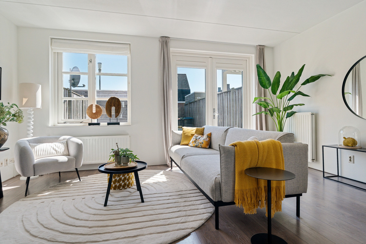 Tussenwoning te koop: Koraalzwam 8, Apeldoorn