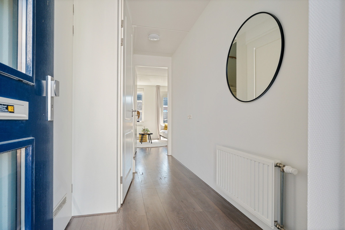 Tussenwoning te koop: Koraalzwam 8, Apeldoorn