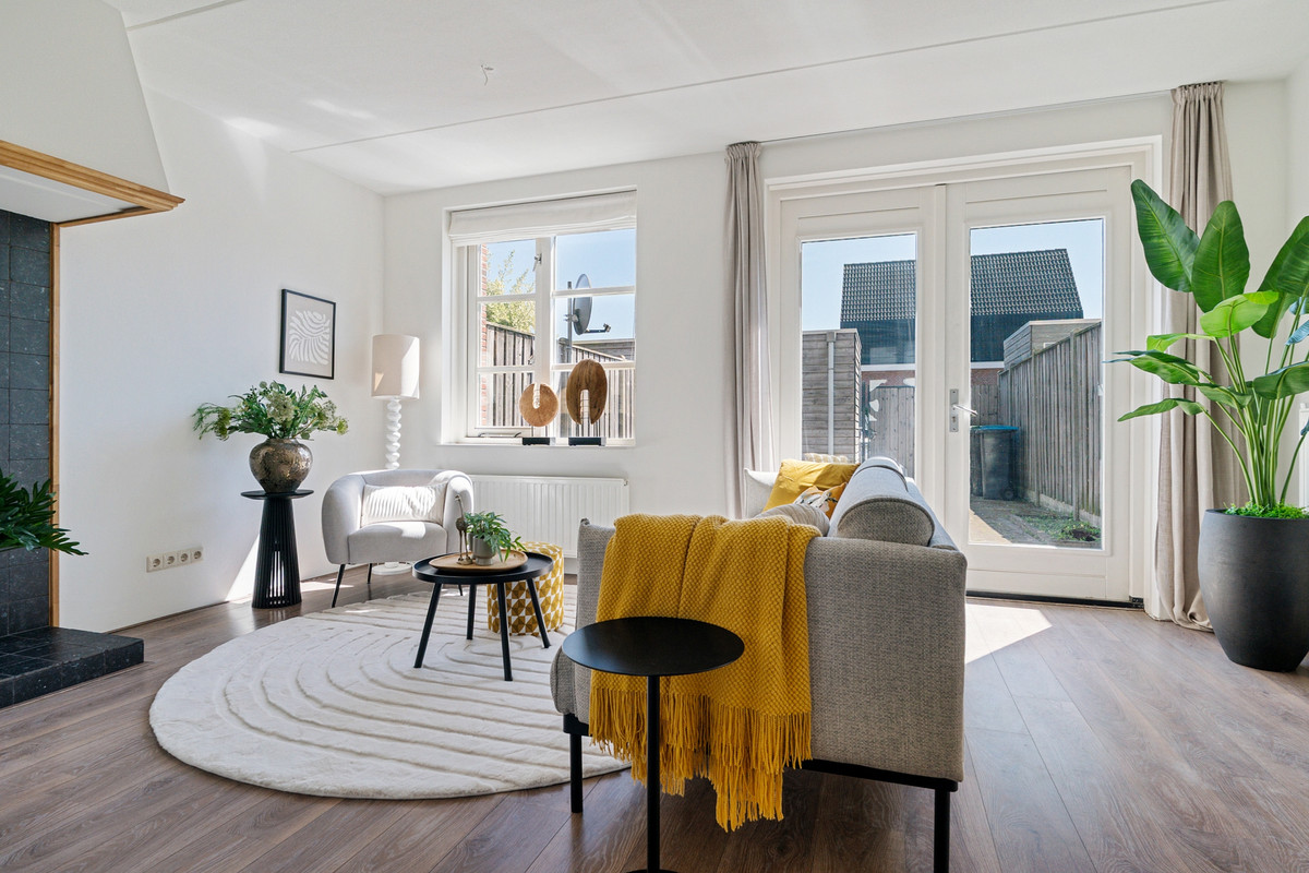 Tussenwoning te koop: Koraalzwam 8, Apeldoorn