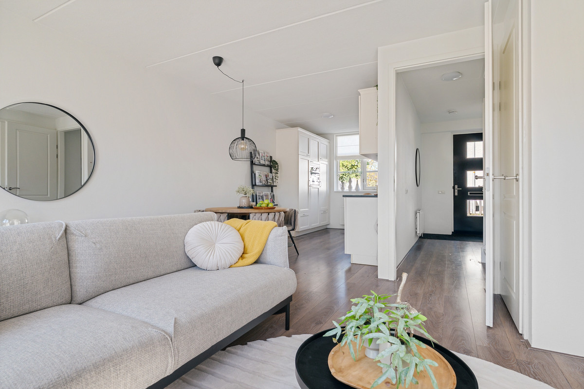 Tussenwoning te koop: Koraalzwam 8, Apeldoorn