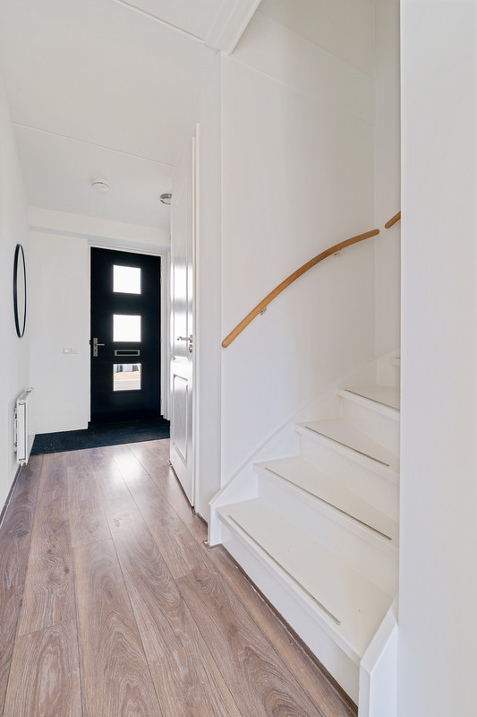 Tussenwoning te koop: Koraalzwam 8, Apeldoorn