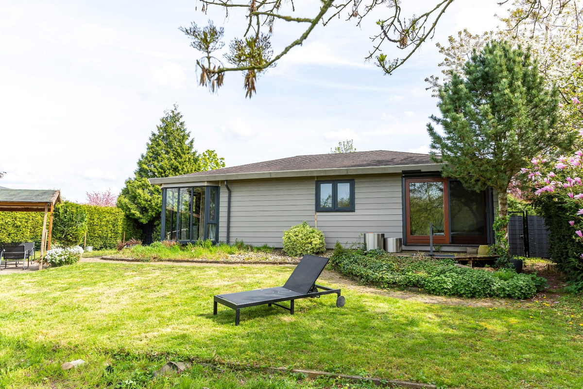 Vrijstaande woning te koop: Rijnbandijk 111-90, Maurik