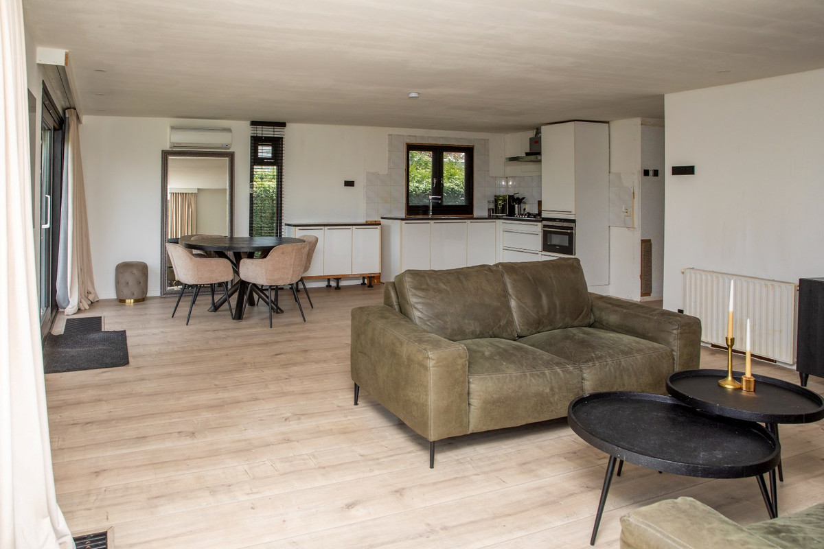 Vrijstaande woning te koop: Rijnbandijk 111-90, Maurik