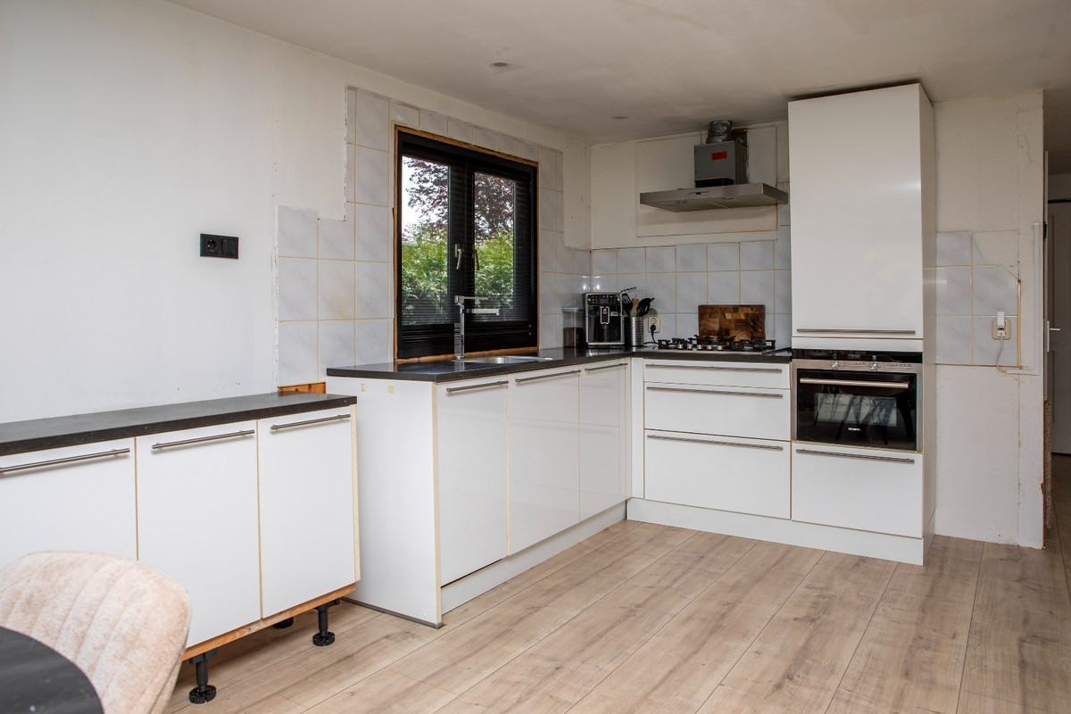 Vrijstaande woning te koop: Rijnbandijk 111-90, Maurik