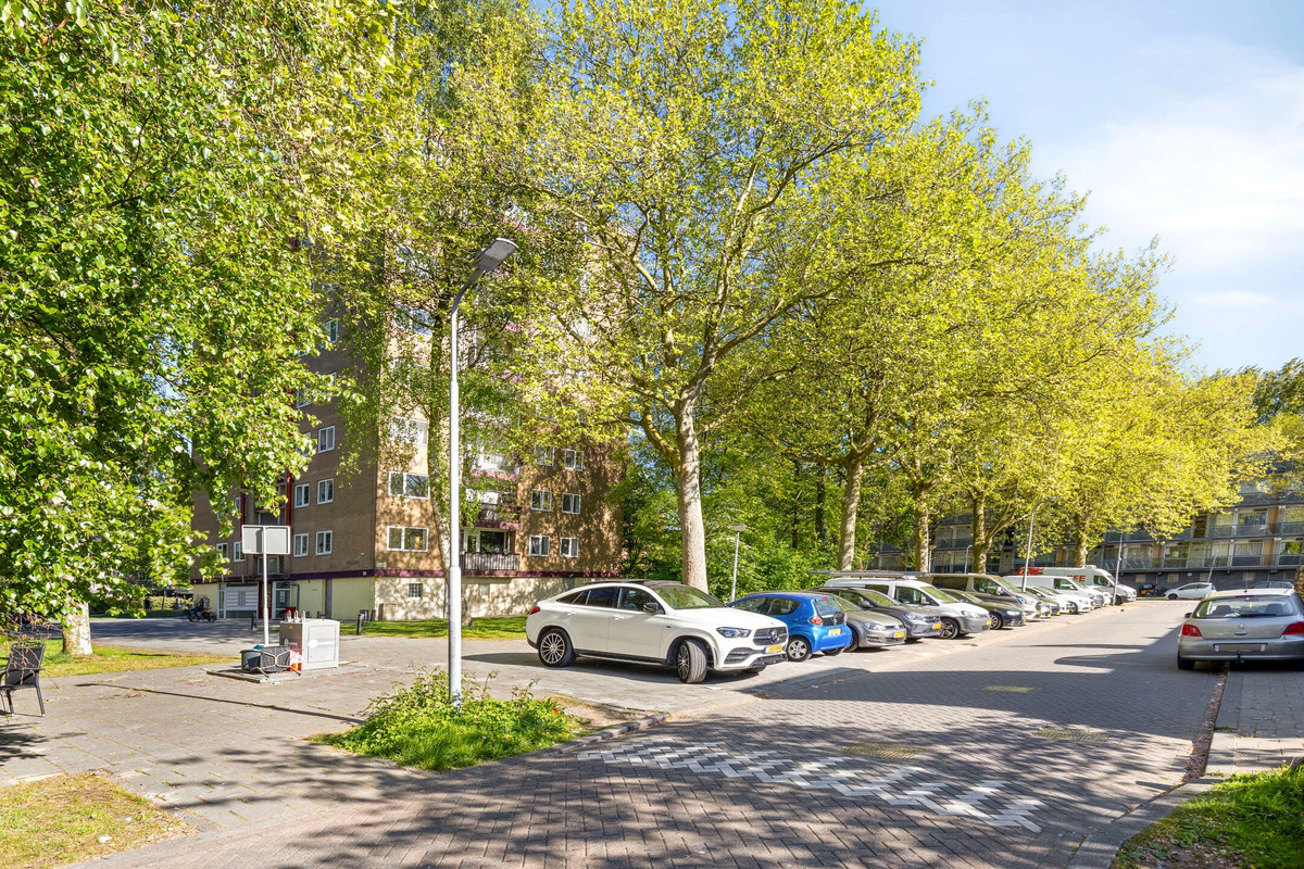 Appartement te koop: Thijssestraat 177, Zaandam