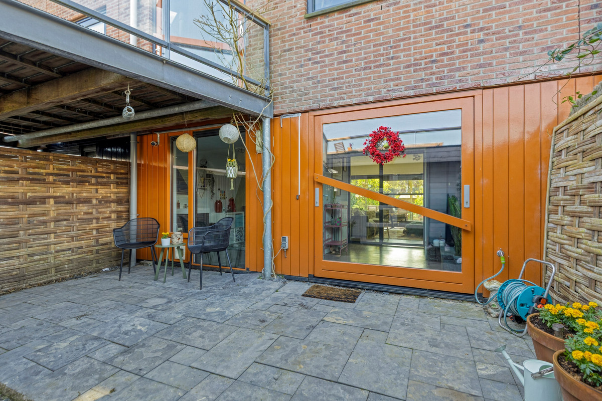 Tussenwoning te koop: Roef 19, Almere