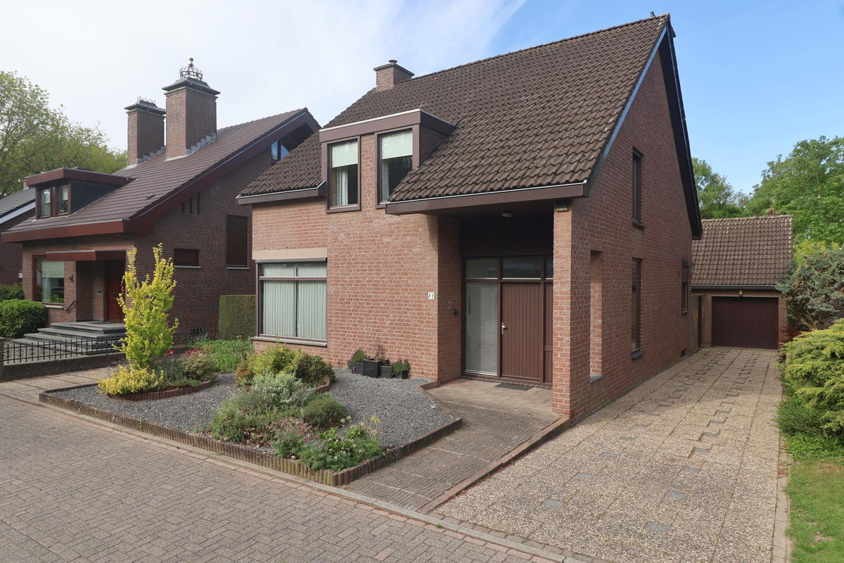 Vrijstaande woning te koop: Holdaal 22, Maastricht