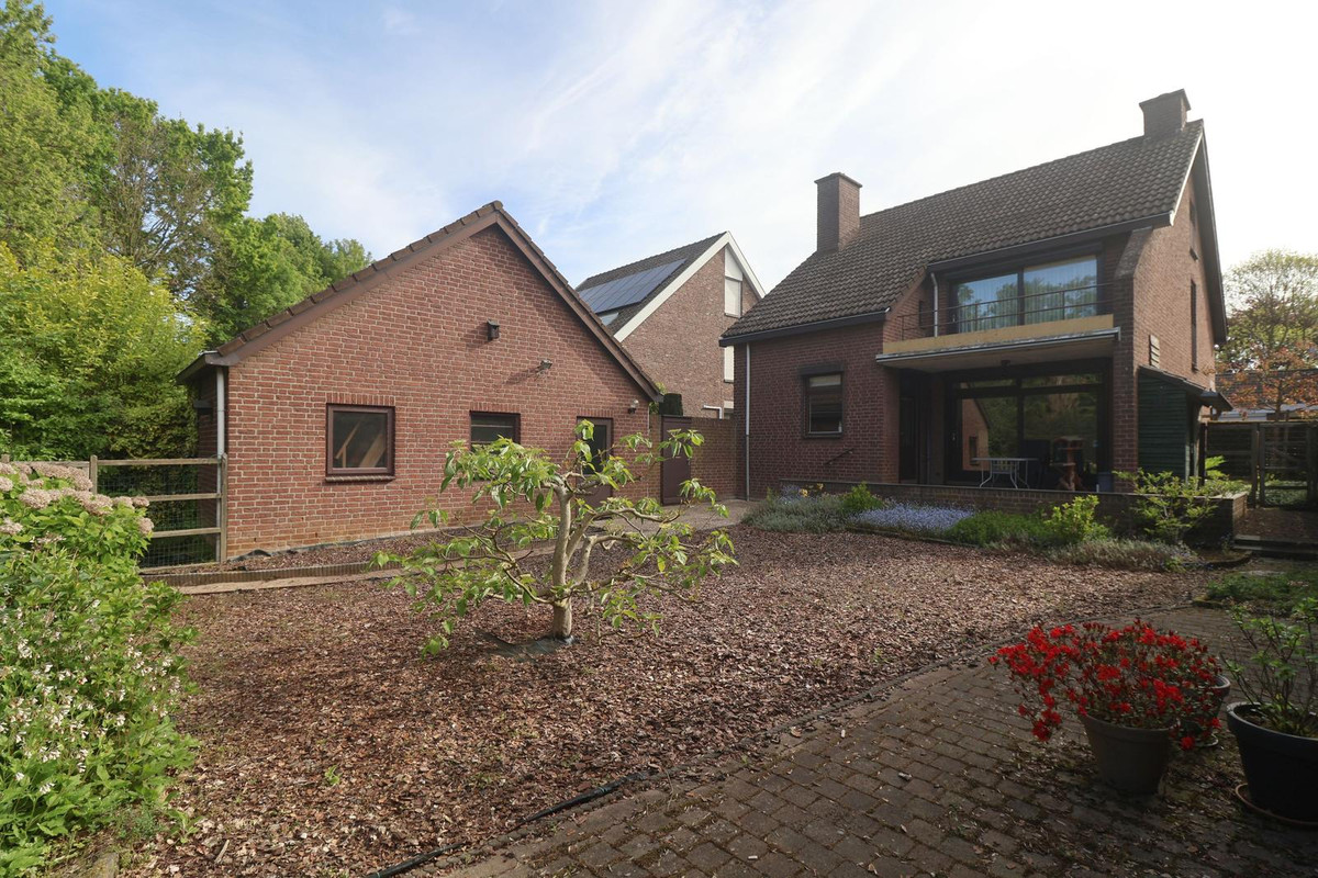 Vrijstaande woning te koop: Holdaal 22, Maastricht