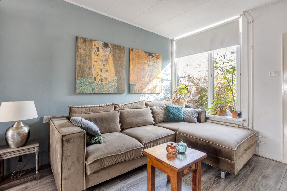 Tussenwoning te koop: Burchtstraat 12, Tilburg