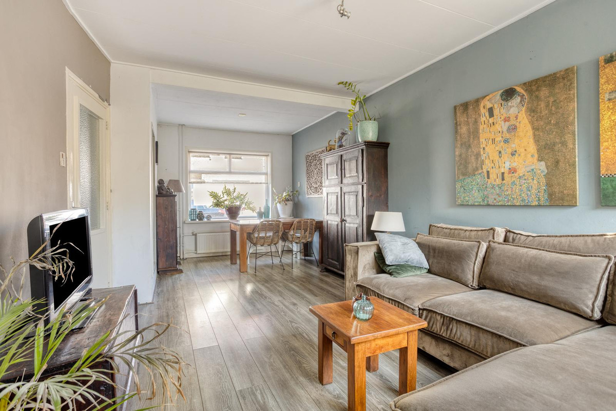 Tussenwoning te koop: Burchtstraat 12, Tilburg