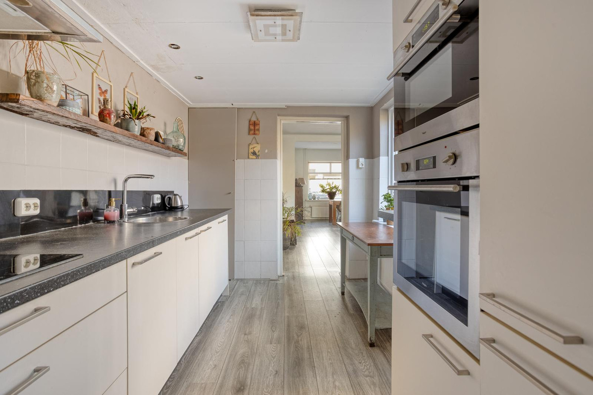 Tussenwoning te koop: Burchtstraat 12, Tilburg