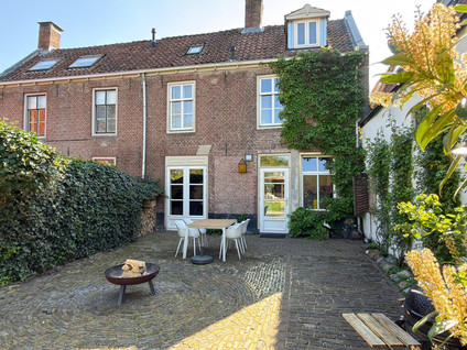 Overstraat 21