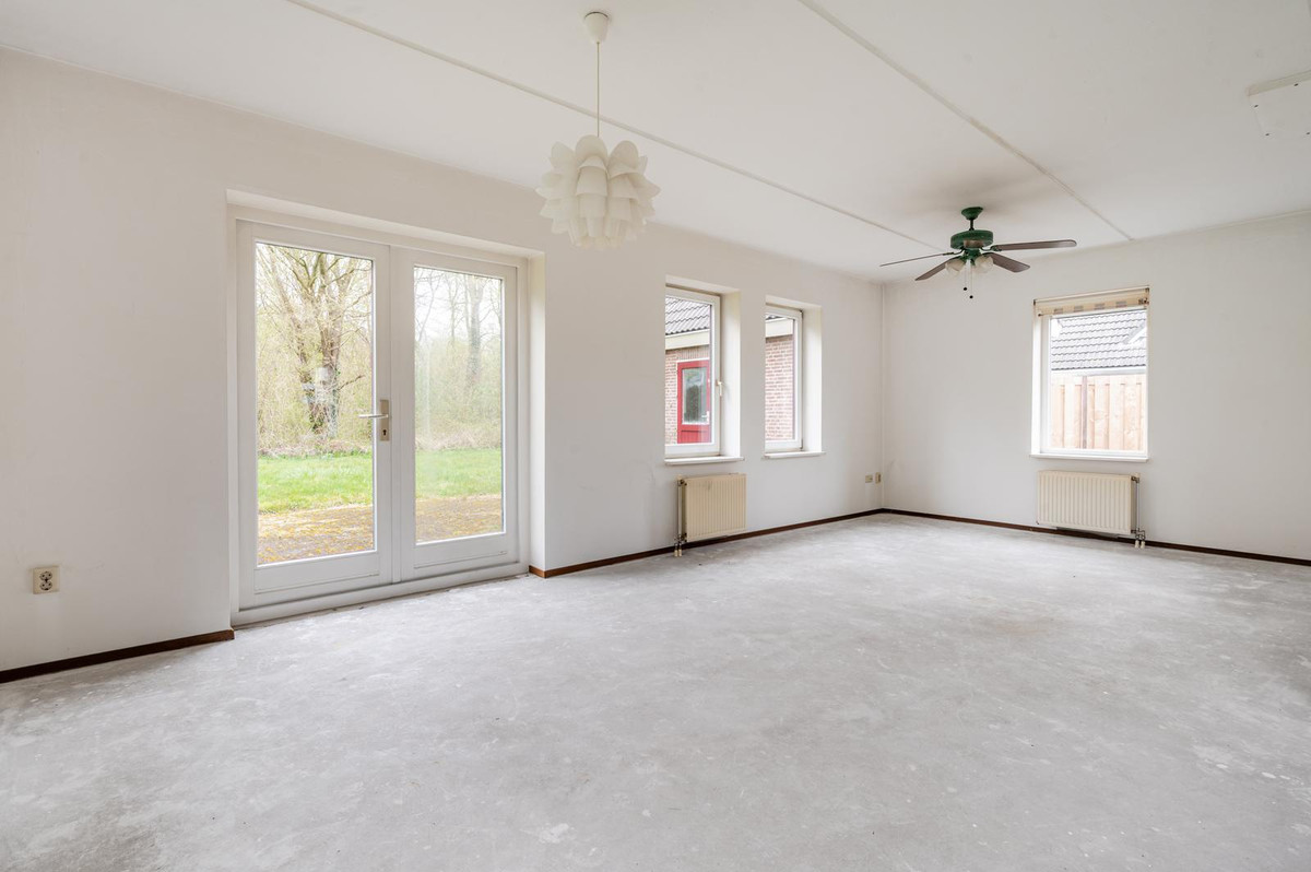 Vrijstaande woning te koop: Schaakveld 11, Almere