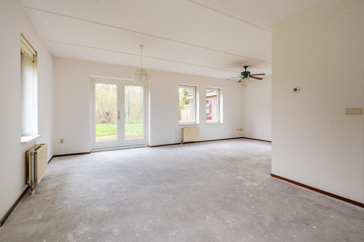 Vrijstaande woning te koop: Schaakveld 11, Almere