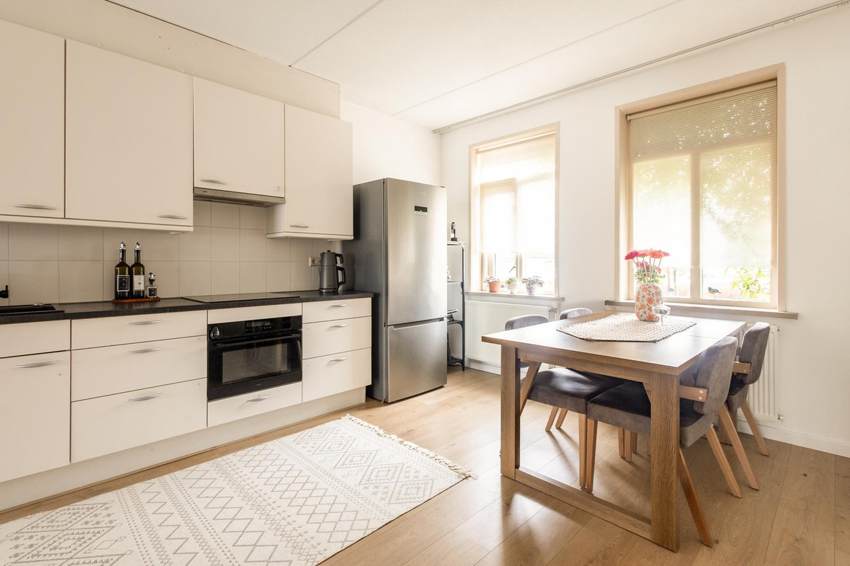 Tussenwoning te koop: Vogellaan 14A, Terneuzen