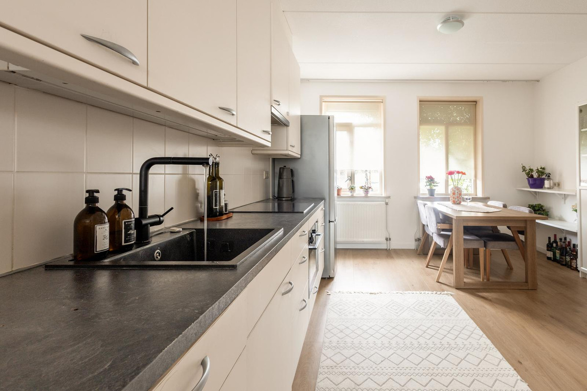 Tussenwoning te koop: Vogellaan 14A, Terneuzen