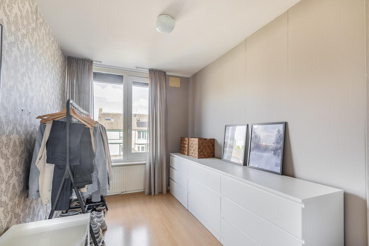 Tussenwoning te koop: Karel van de Woestijnestraat 12, Venlo