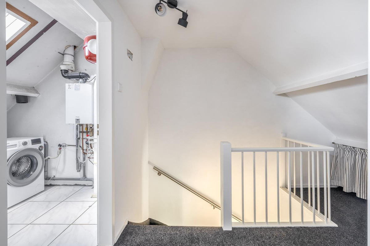Tussenwoning te koop: Karel van de Woestijnestraat 12, Venlo