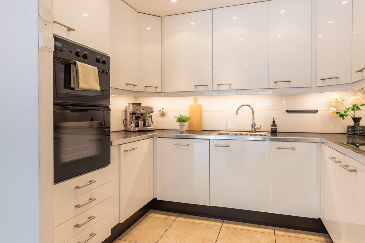 Tussenwoning te koop: Wallenbergstraat 64, Hoofddorp