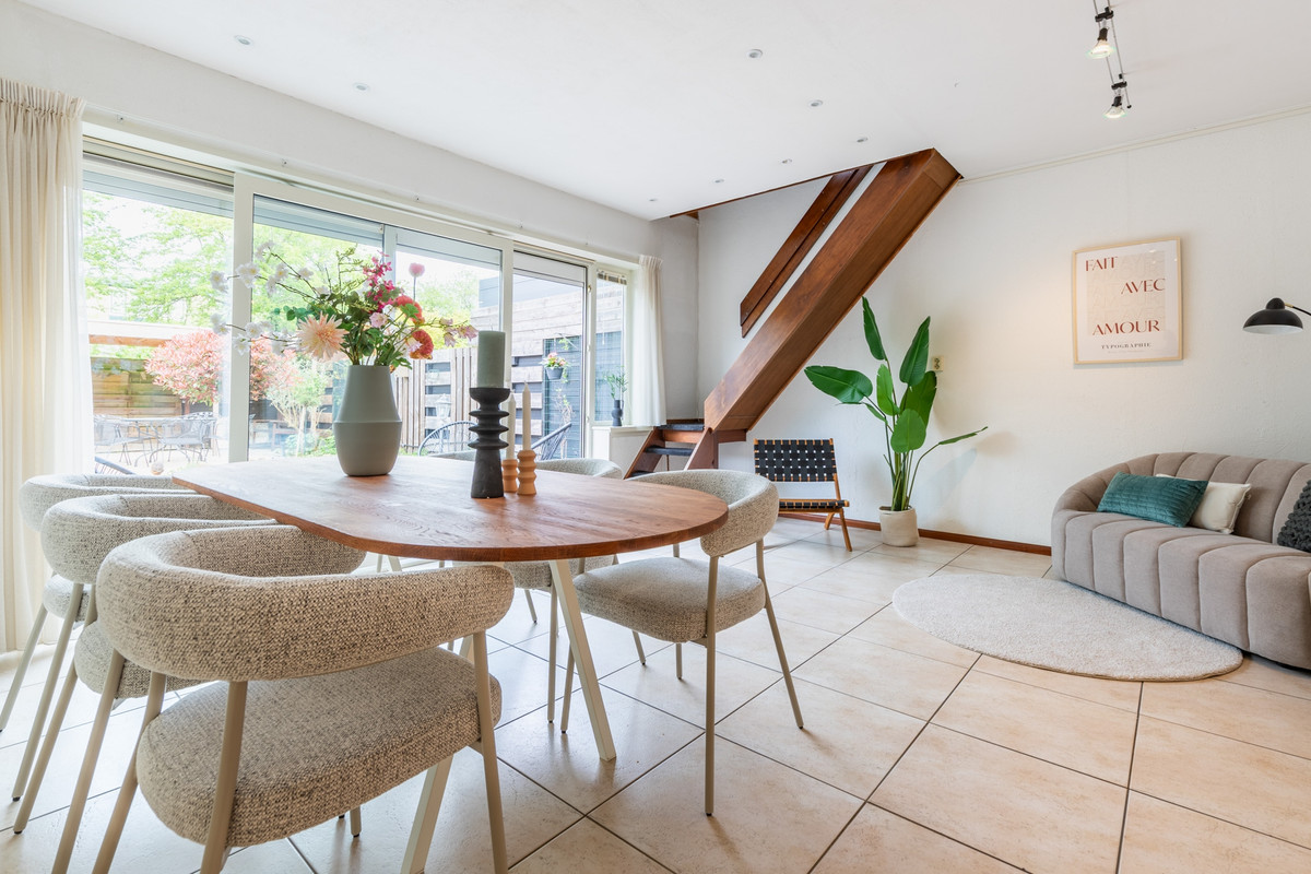 Tussenwoning te koop: Wallenbergstraat 64, Hoofddorp