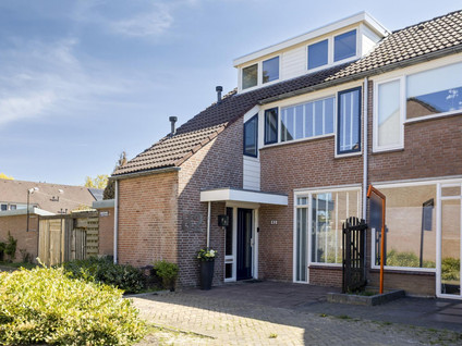 Ampsen 82