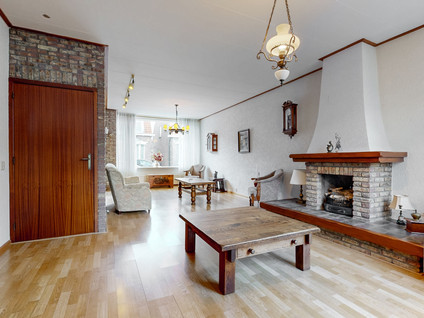 Admiraal de Ruyterstraat 55