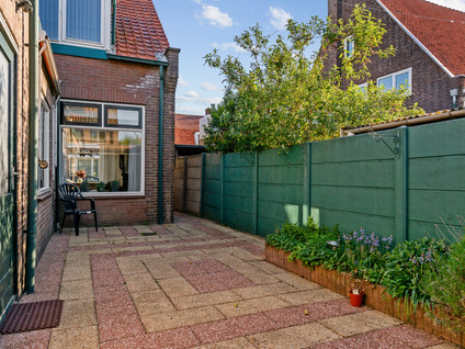 Admiraal de Ruyterstraat 55