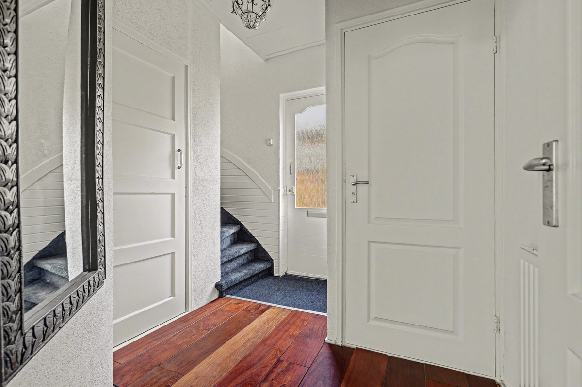 Tussenwoning te koop: Oude Beekbergerweg 280, Apeldoorn