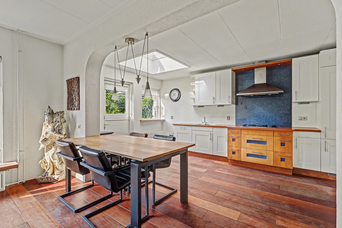 Tussenwoning te koop: Oude Beekbergerweg 280, Apeldoorn