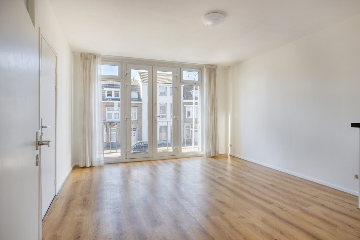 Studio te koop: Scharnerweg 8B, Maastricht