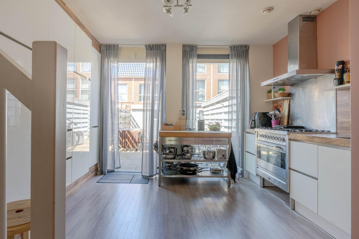 Appartement te koop: Lange Hilleweg 29B, Rotterdam