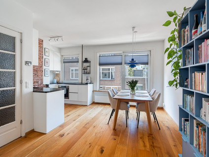 Treubstraat 20B