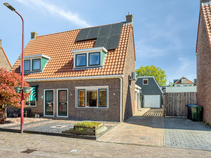 Zuiderstraat 11