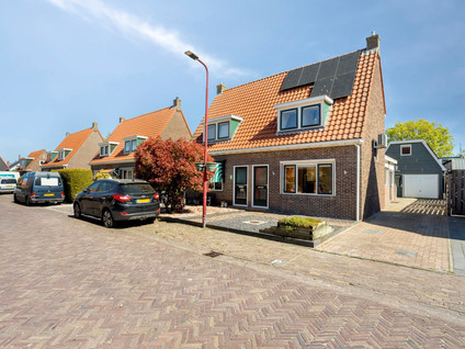 Zuiderstraat 11