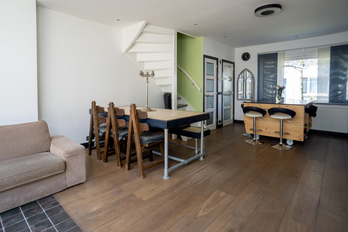 Tussenwoning te koop: Korenbloemstraat 14, Amsterdam