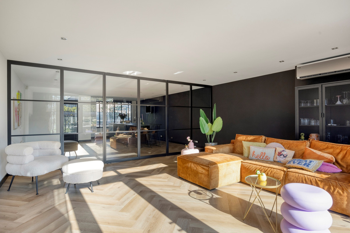 Tussenwoning te koop: Hoevelakenstraat 64, Tilburg