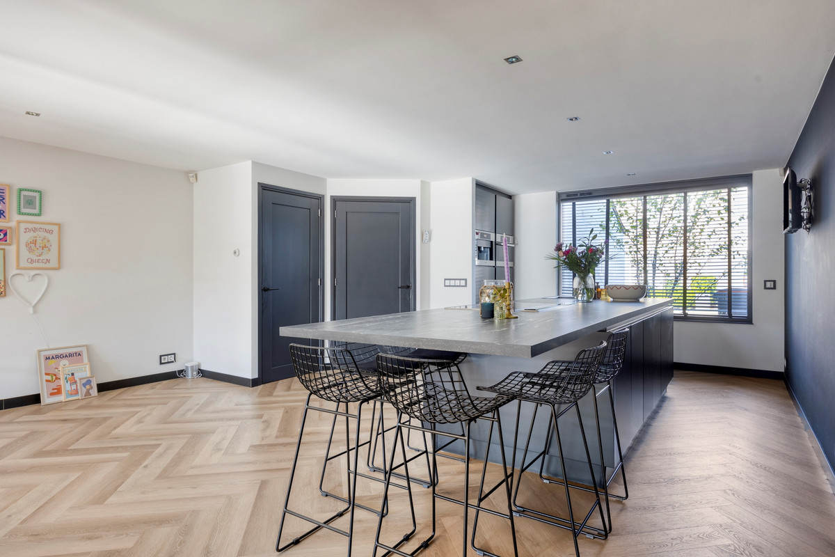 Tussenwoning te koop: Hoevelakenstraat 64, Tilburg