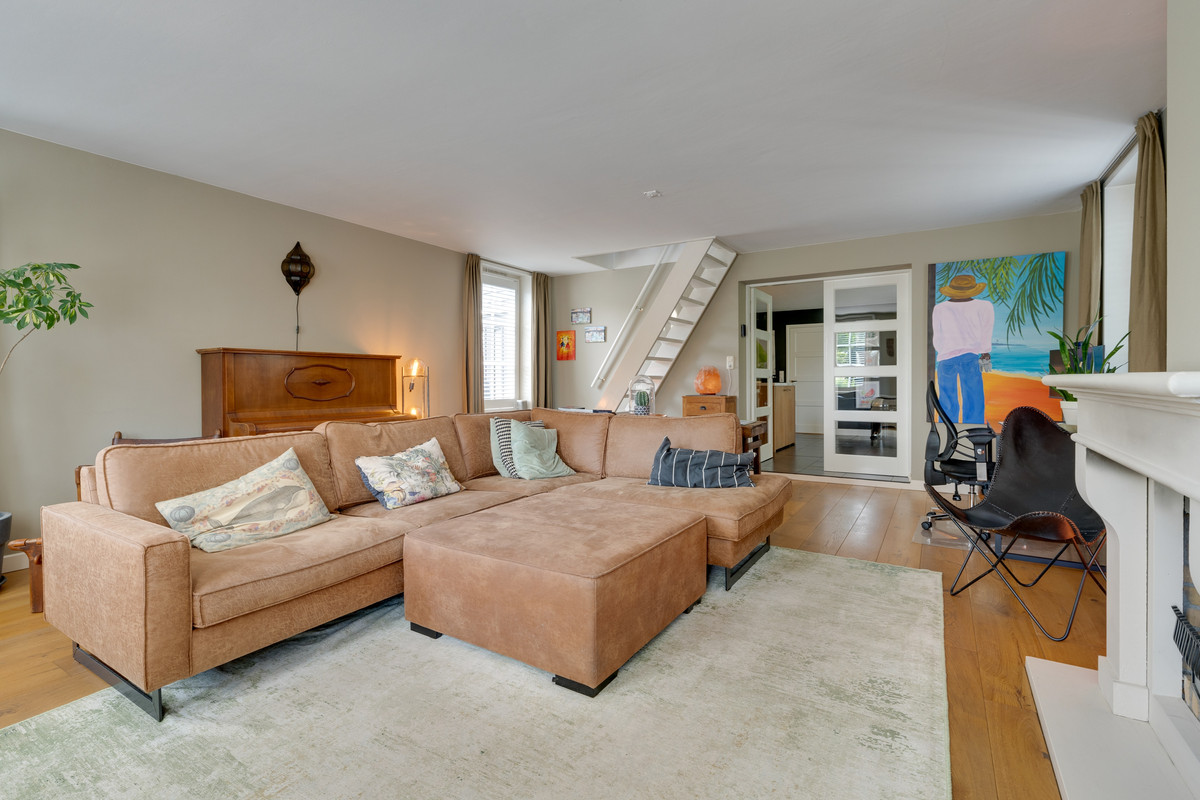 Vrijstaande woning te koop: Warder 174, Warder